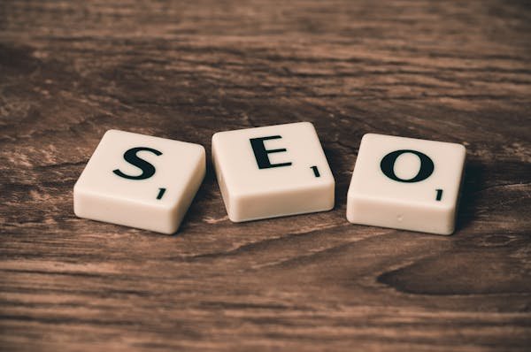 Expert SEO Bordeaux : Boostez votre trafic qualifié efficacement